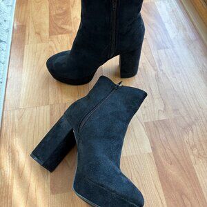 Layne Black Suede Platform Ankle Booties Size 6